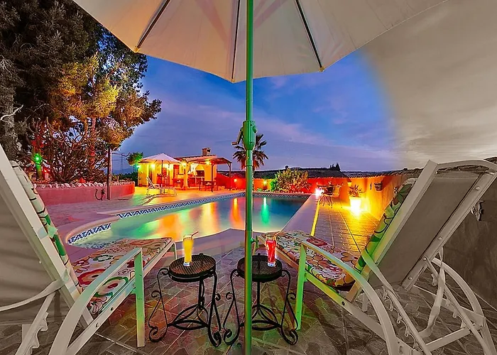 The Olive Mill (adults Only) 公寓式酒店 4*